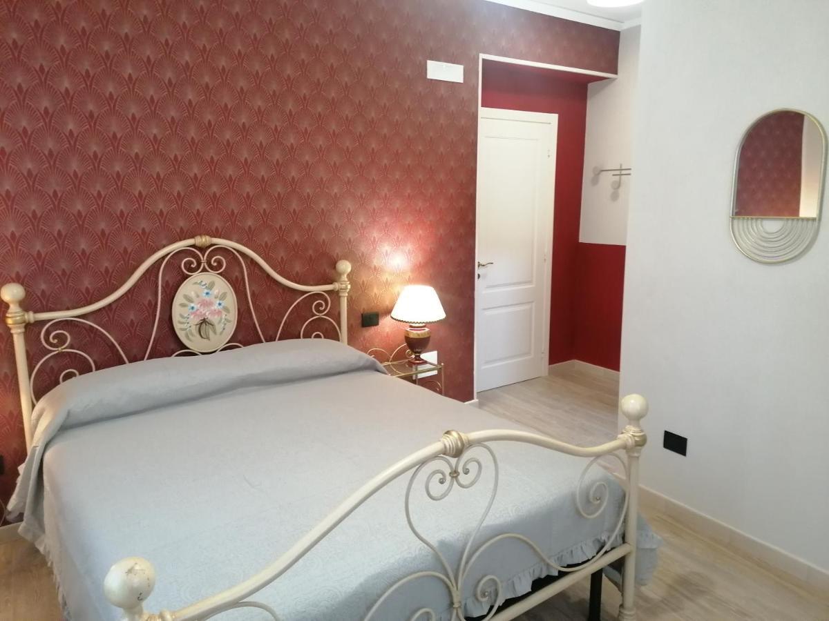 B&B Villa Preziosa Lago Maggiore Lesa Buitenkant foto