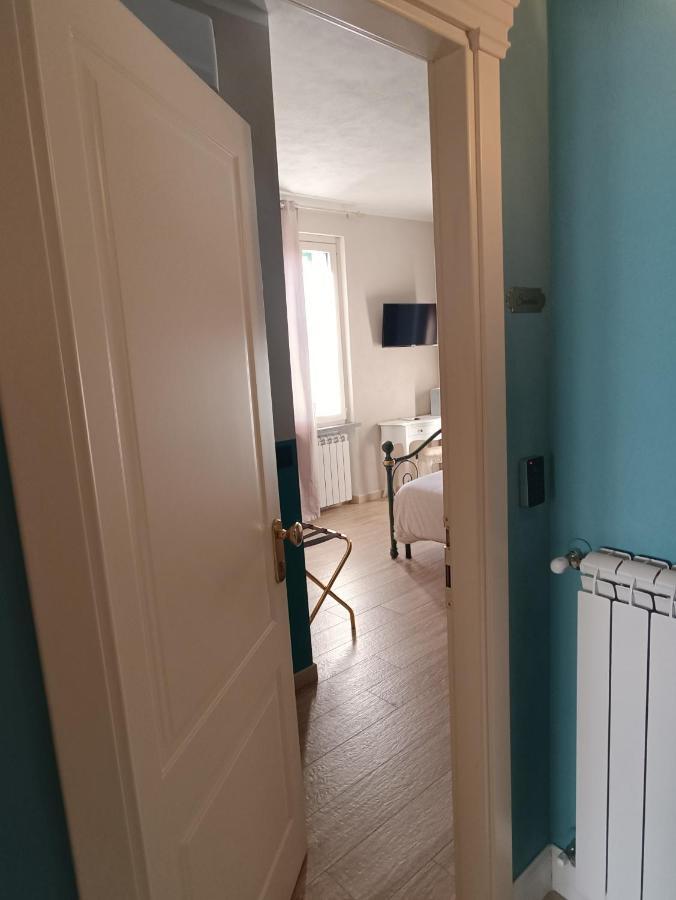 B&B Villa Preziosa Lago Maggiore Lesa Buitenkant foto